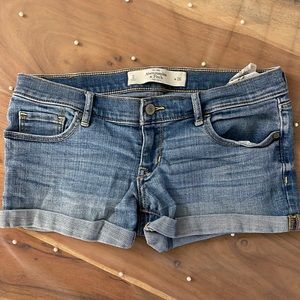 A&F • Light Denim Shorts • Size 26/2